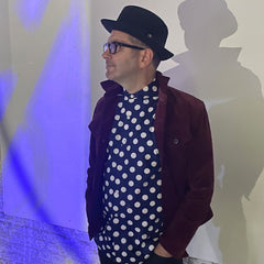 Niko  // Mega Dot White on Brit Navy - IN STOCK - M